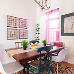 Elegant And Comfortable Stay