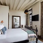The Ludlow Hotel