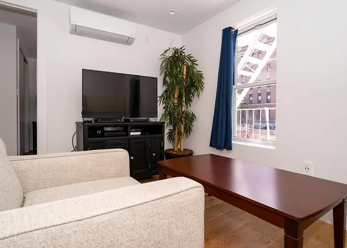 Brooklyn Heights 30 Day Rentals