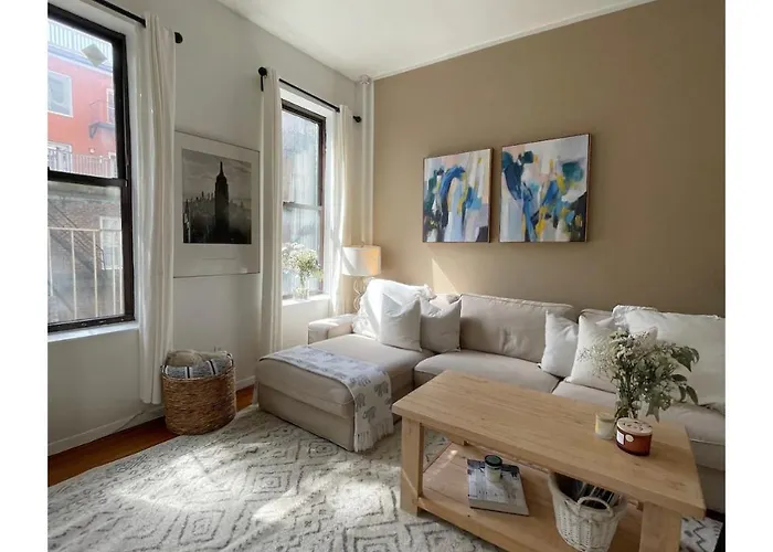 Beautiful 2Br - Heart Of Manhattan