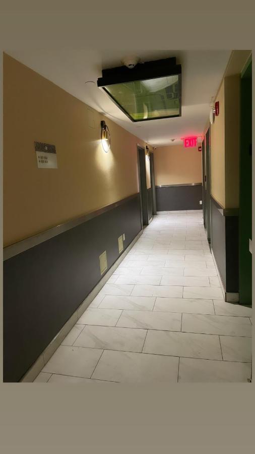 Hotel Henny 3*