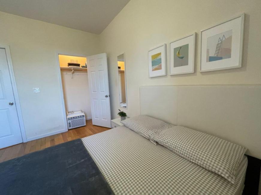 Nyc Manhattan Bedroom * New York