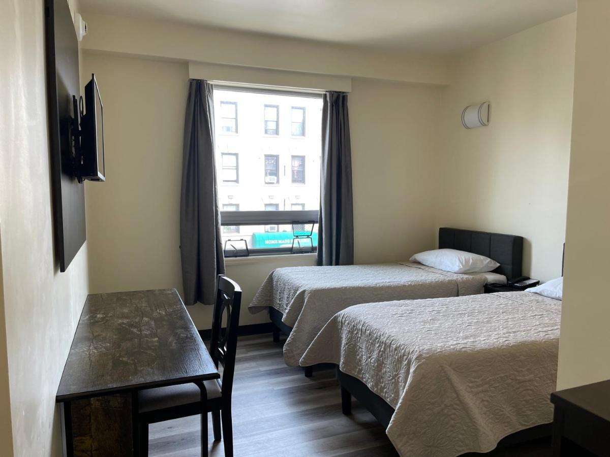 Astoria Laguardia Hotel