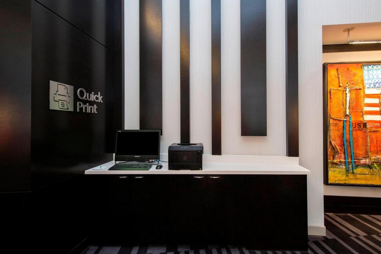 Courtyard By Marriott Manhattan/central Park 4*