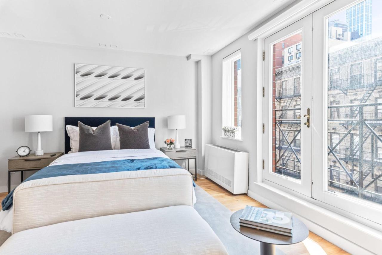 Ferienhaus Luxe Studio In Upper East Side With Charming Juliet Balcony New York