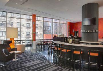 Courtyard By Marriott Manhattan/central Park 4*