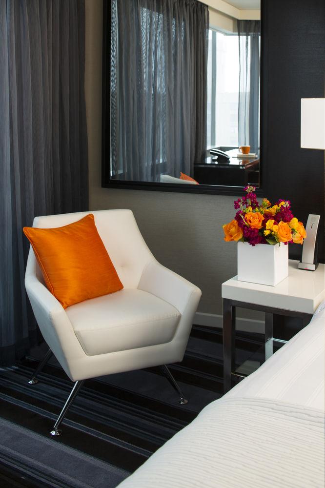 Courtyard By Marriott Manhattan/central Park