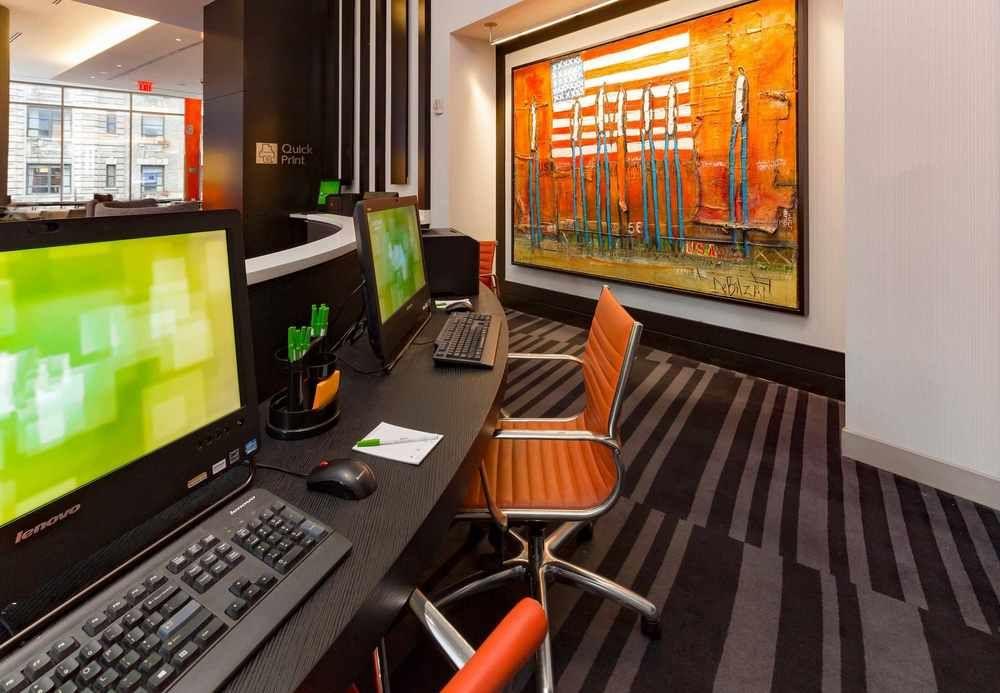 Courtyard By Marriott Manhattan/central Park
