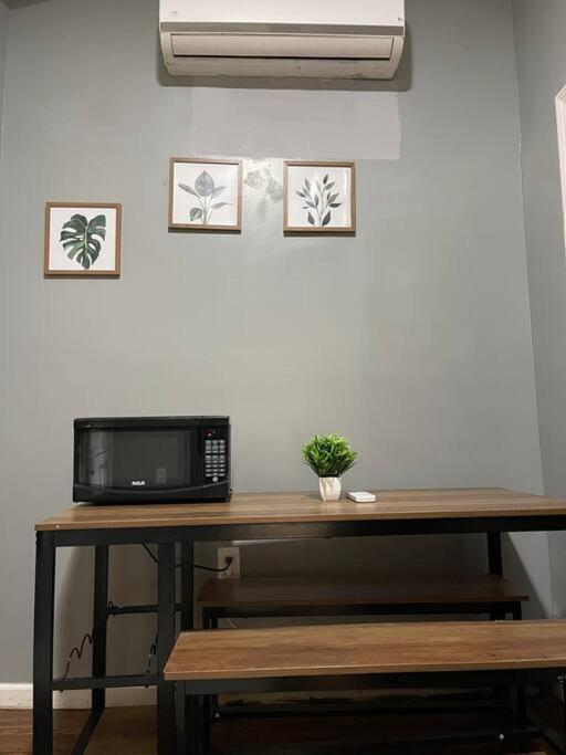 Apartment Cozy Staycation - Brooklyn Close To Train Stations *