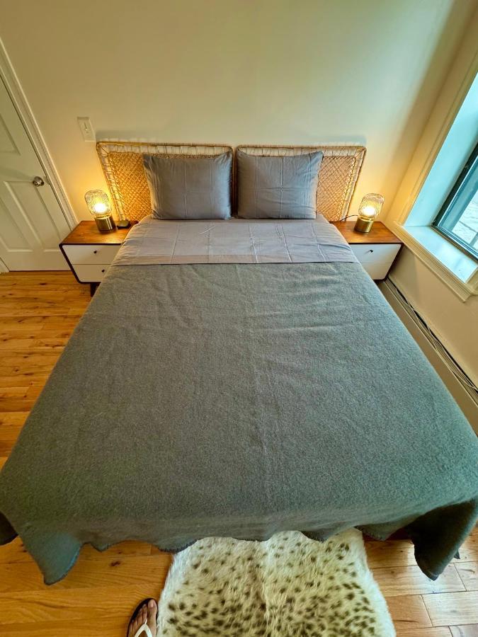 Gasthof The Waltham Private & Bathroom John F Kennedy Jfk Lga Airport Manhattan Penn Station Bullet-train 15 Min New York