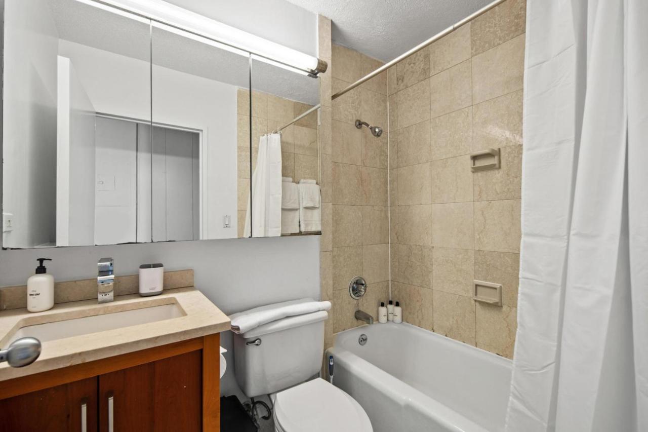 Midtown East 1br W Gym Nr East River Esplanade Nyc-1382 Apartment