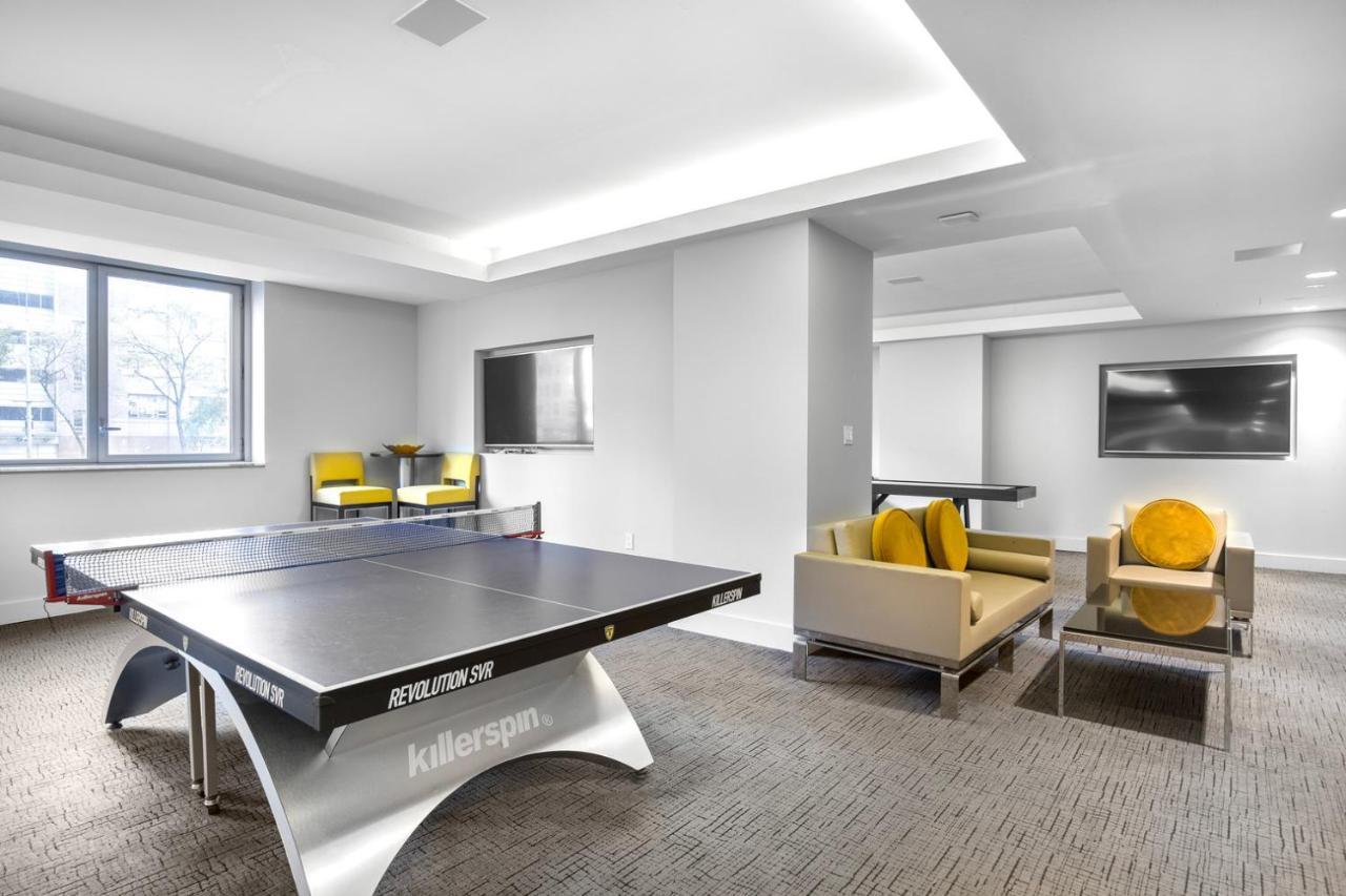 Midtown East 1br W Gym Nr East River Esplanade Nyc-1382 New York