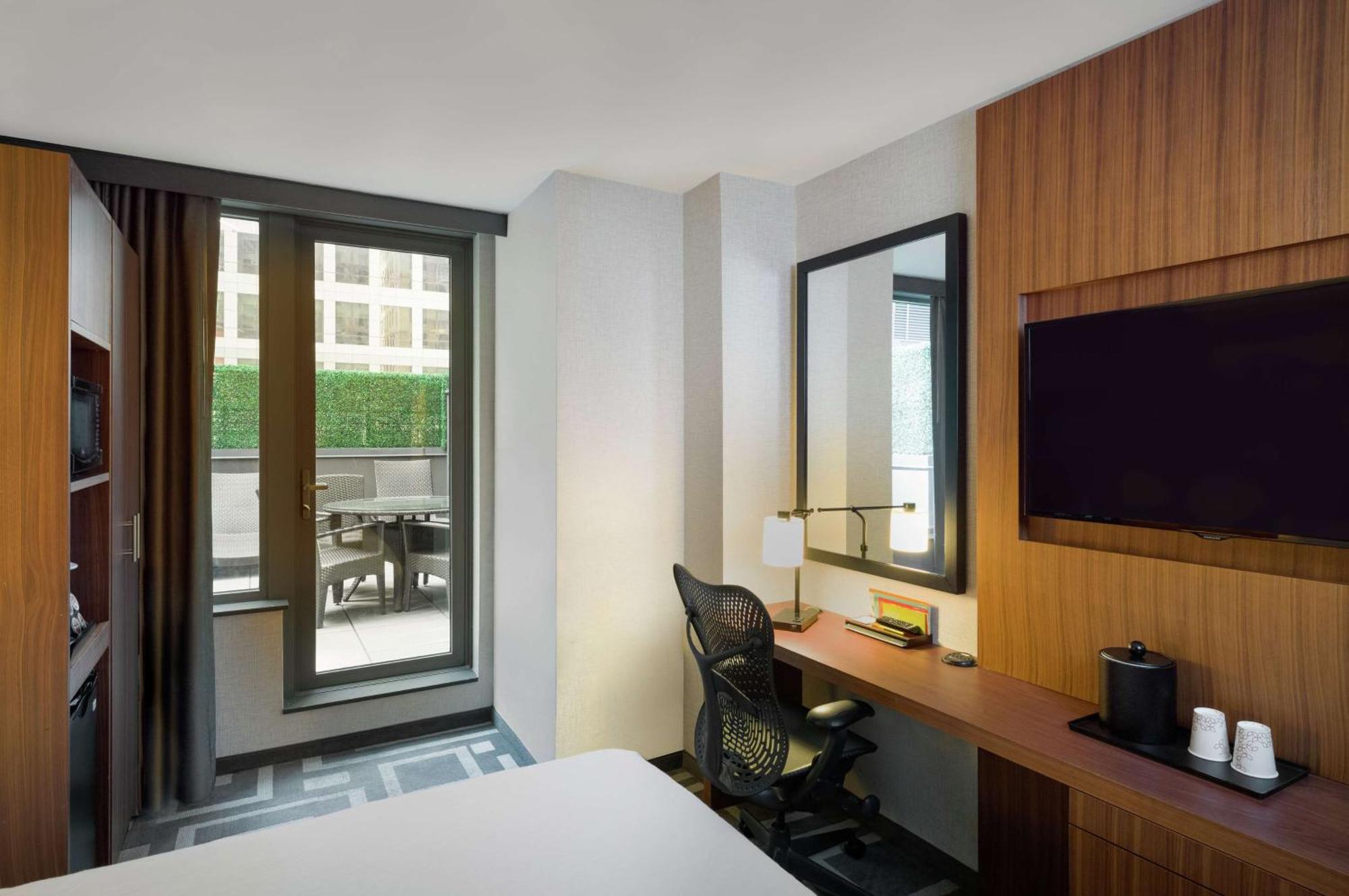 Hotel Hilton Garden Central Park South New York