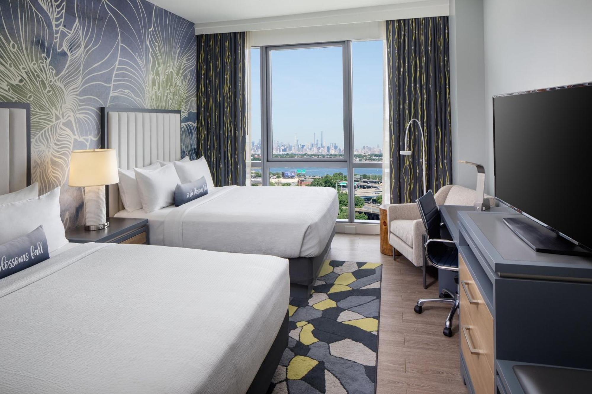 Indigo Flushing - Laguardia Hotel