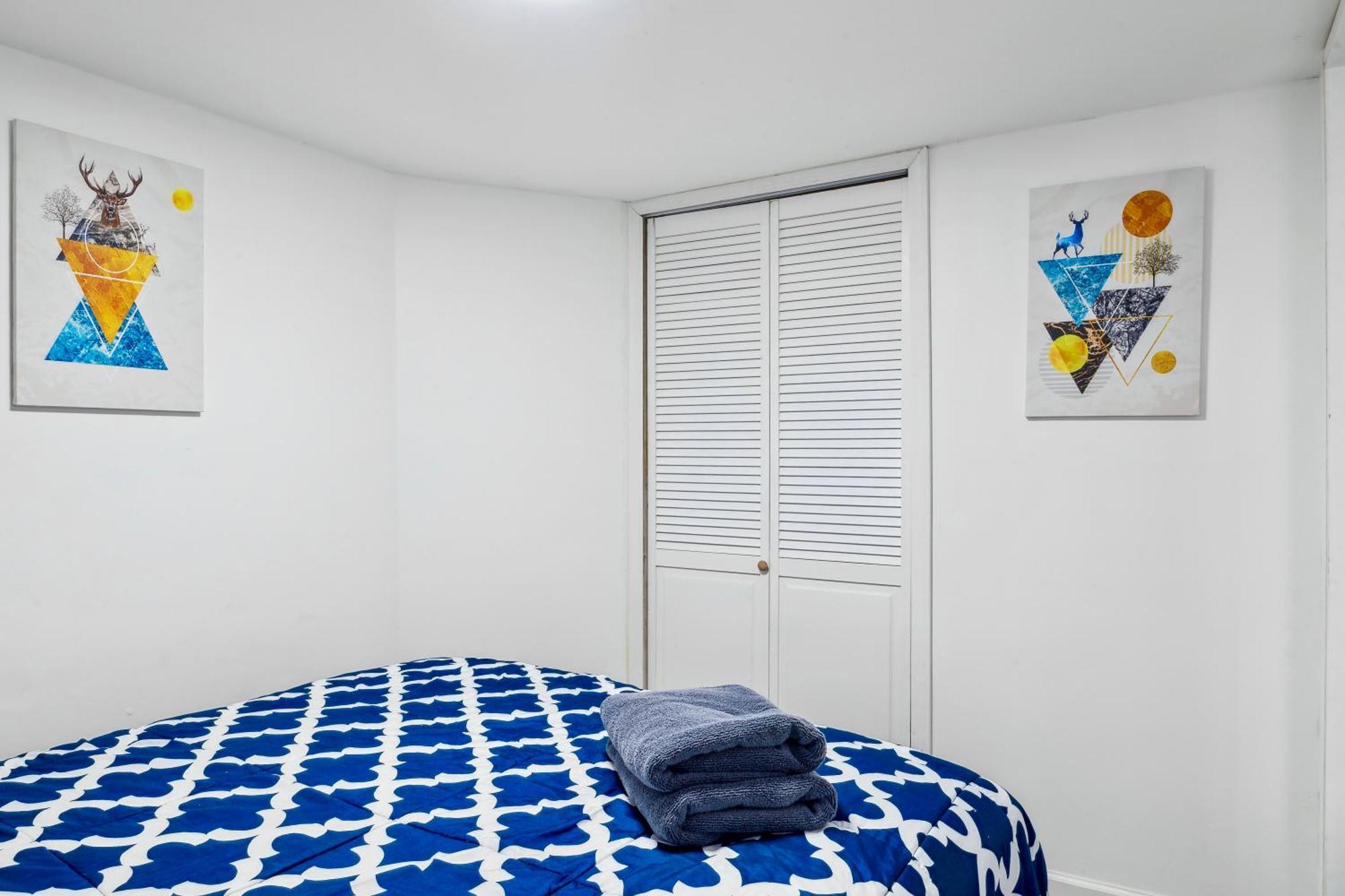 2 Bedroom Cozy Gem Manhattan