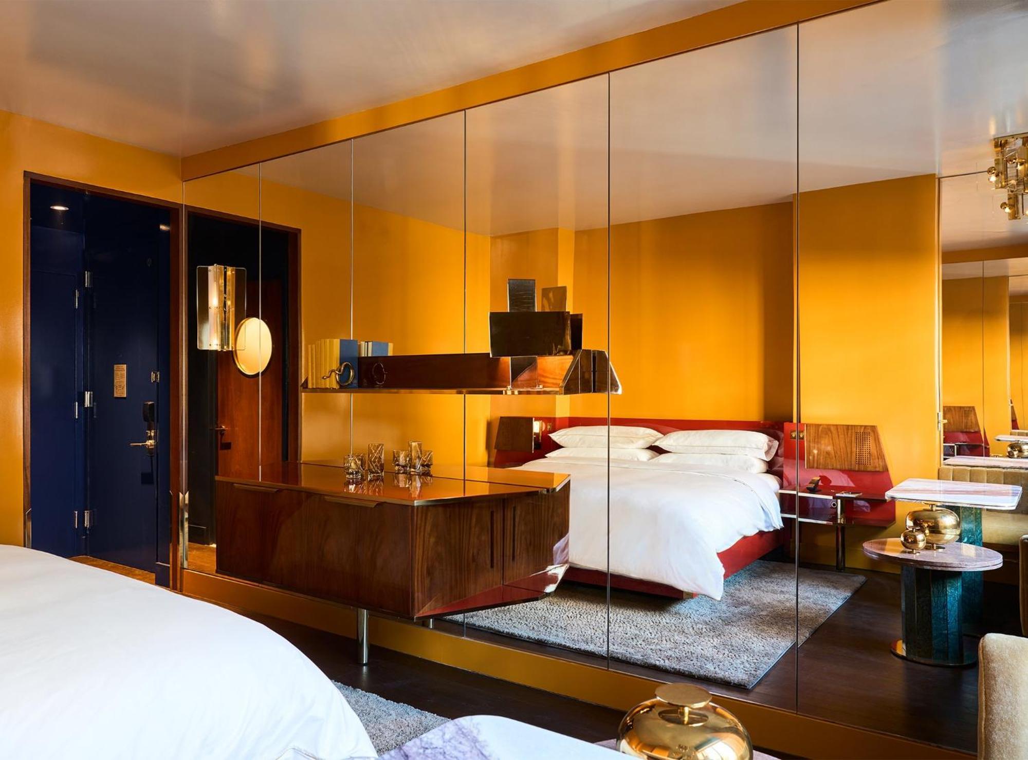 The Manner, The Unbound Collection By Hyatt