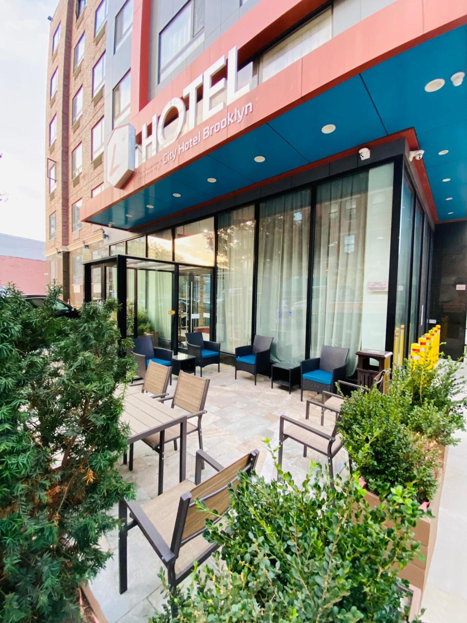 The L Hotel