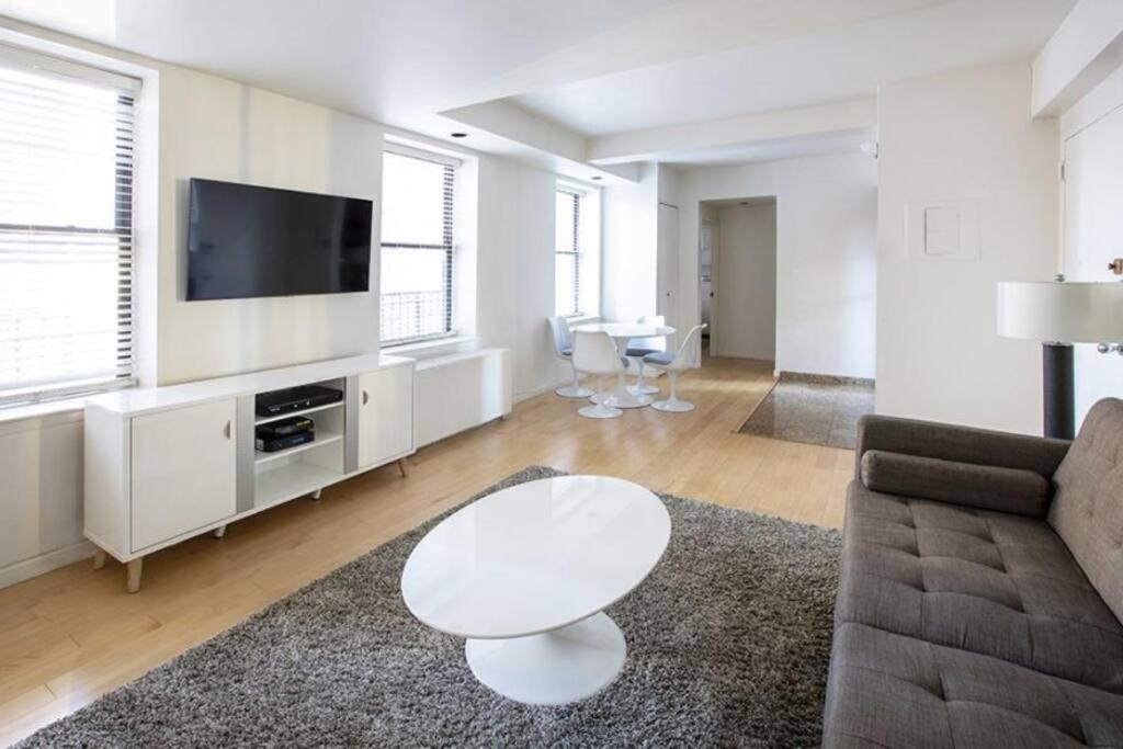 Airy 1br & 1bth - Manhattan Nyc