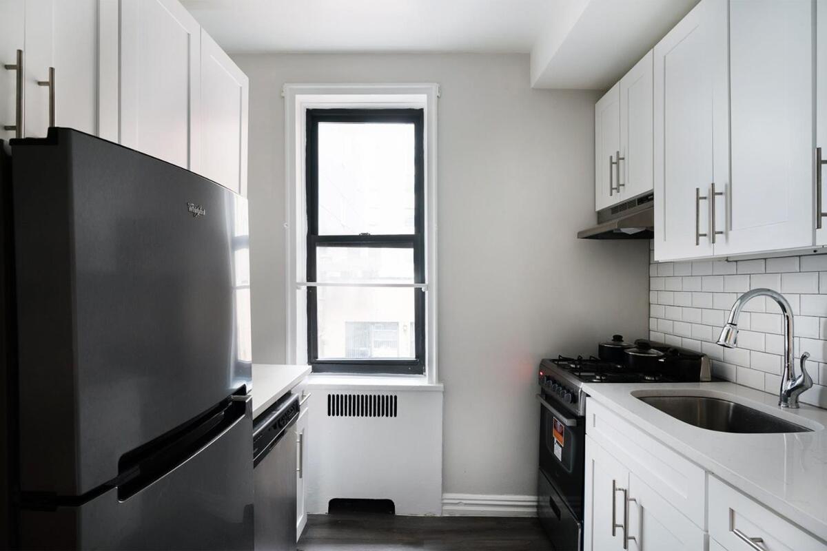 Apartment 105 -5g Brand New Dishwasher Elevator *