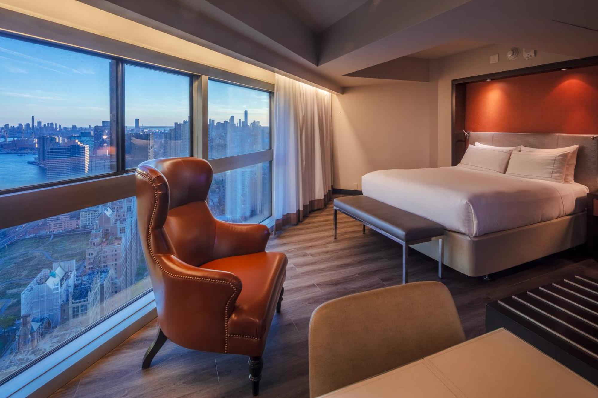 Millennium Hilton One Un Plaza Hotel