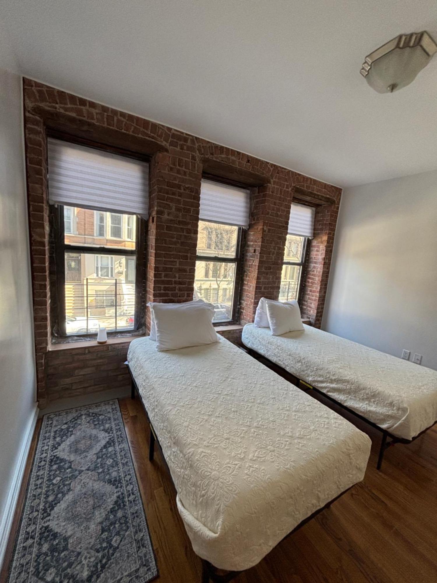 Private Bedroom And Private Bath Guest house