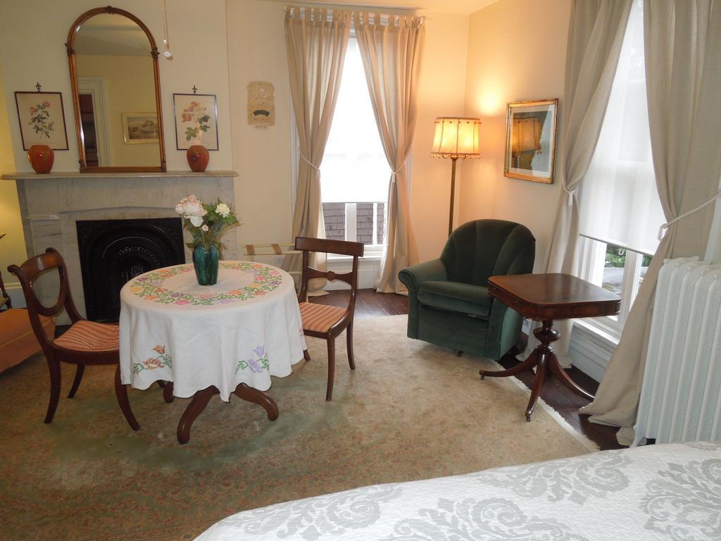 Bed & Breakfast Victorian Bed & Breakfast Of Staten Island 4*
