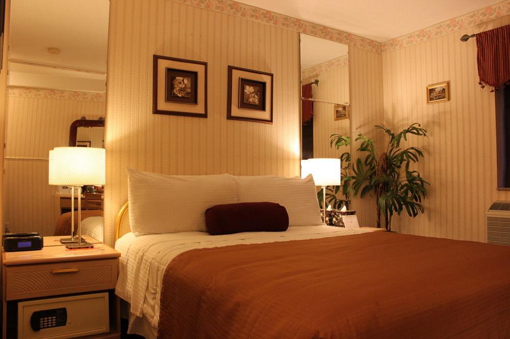 Flushing Central 88 Hotel 2*
