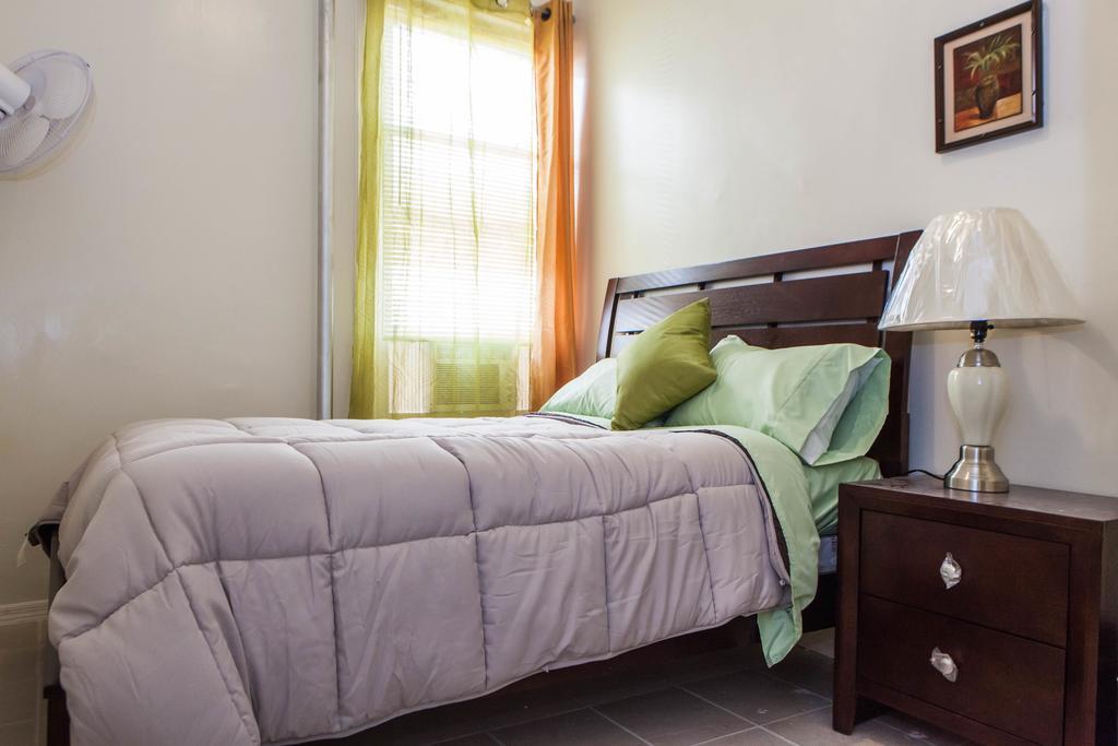 Studio And 1 Bedroom Apartments - Bronx