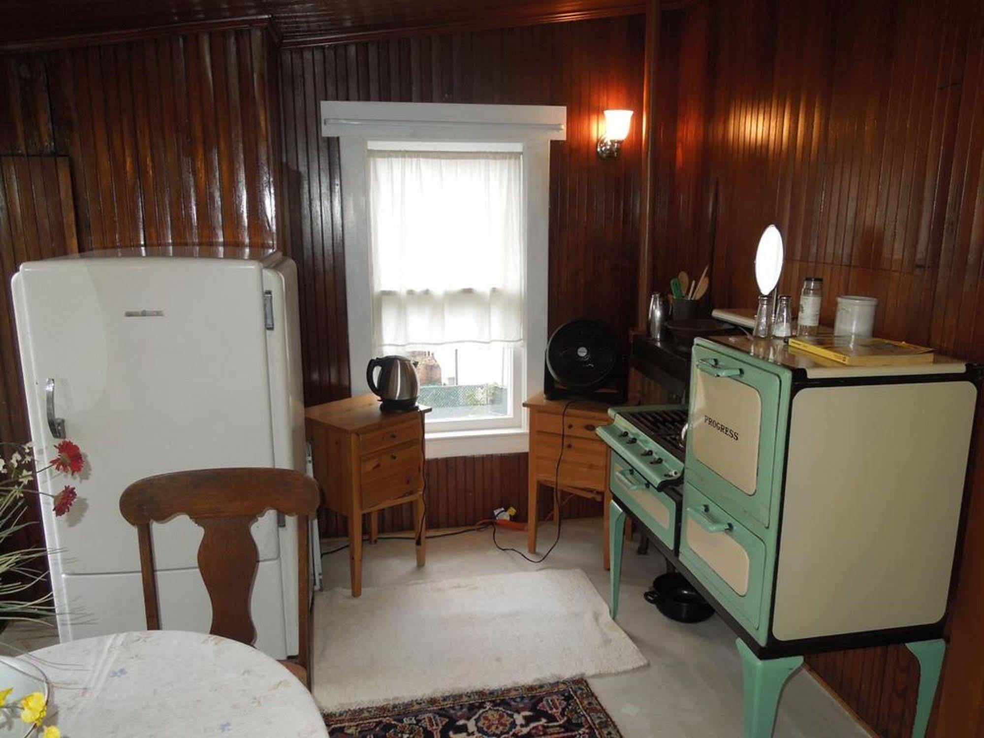 Victorian Bed & Breakfast Of Staten Island