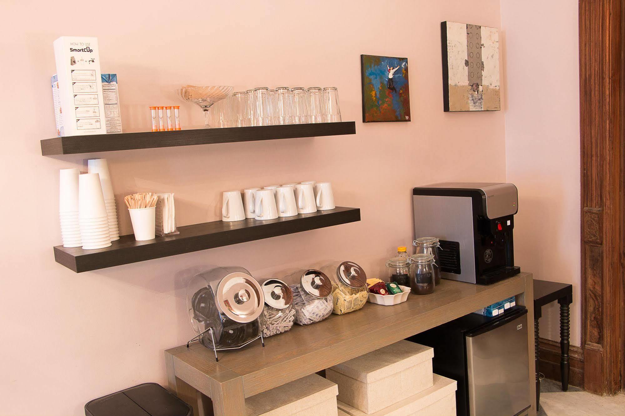 Guest house 255west 3*