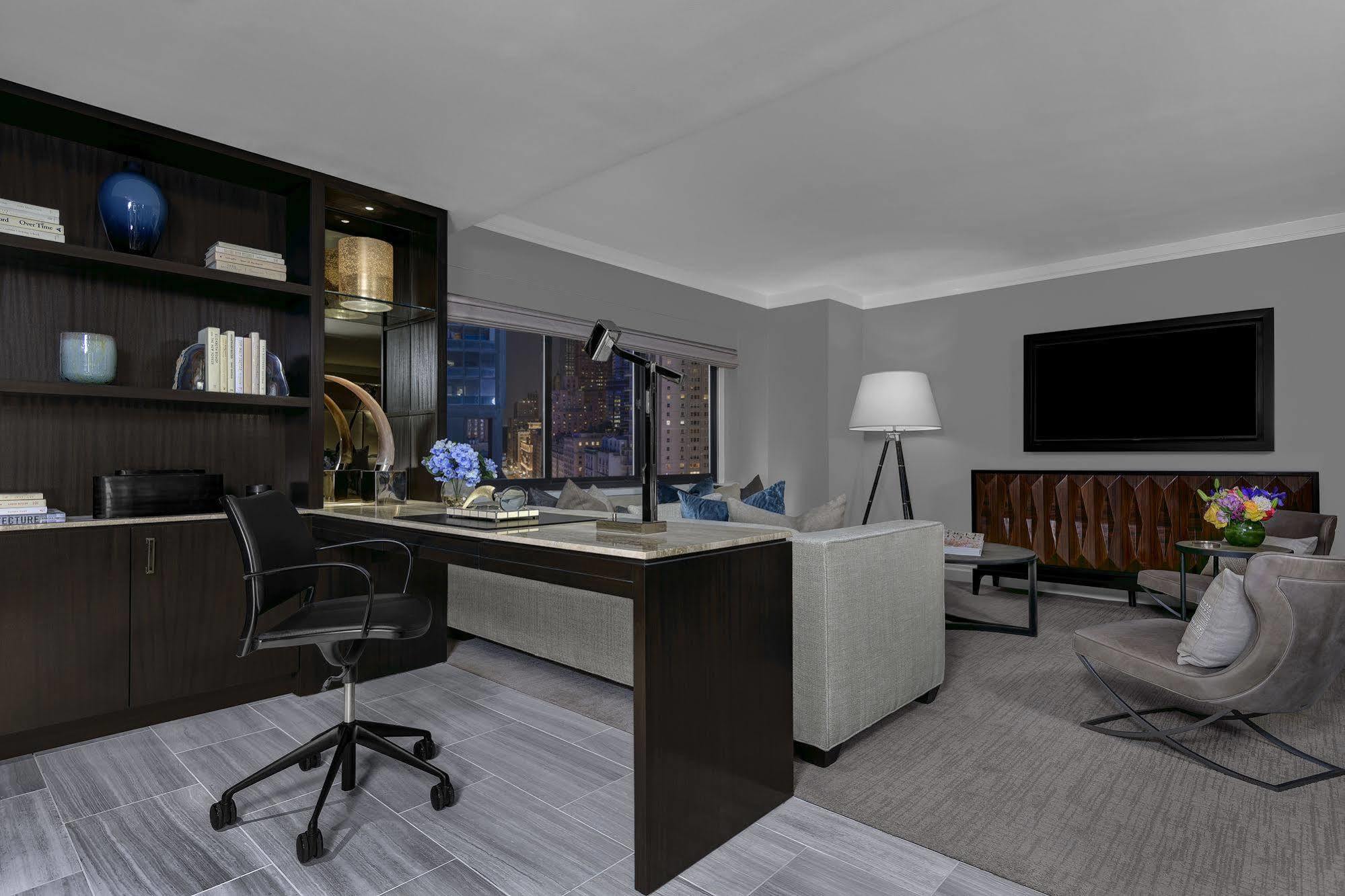 Hotel Executive Class At Mts 4*