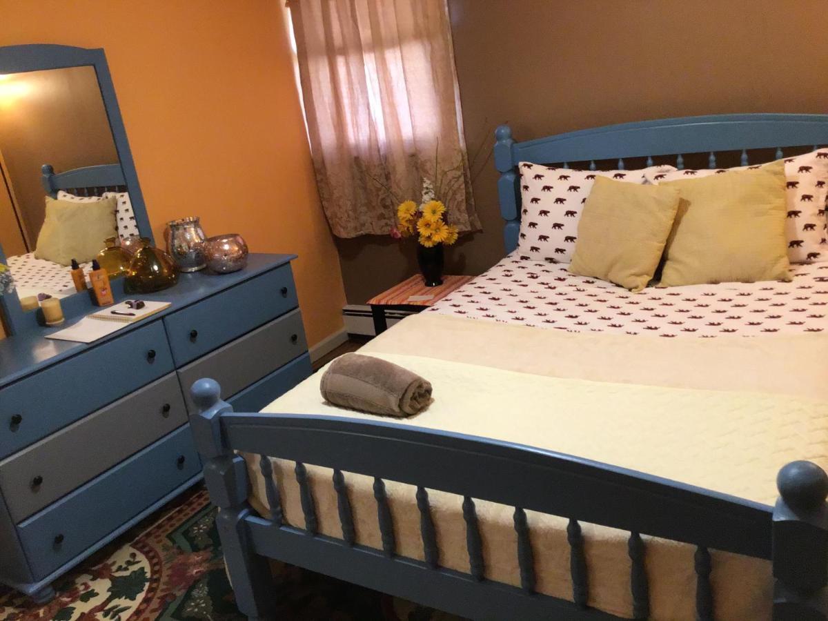 Homestay Beautiful Near Jfk And Close To Laguardia Airports New York
