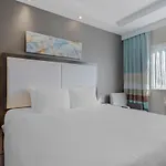 Best Western Plus Brooklyn Bay Hotel