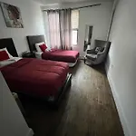 Central Harlem Oasis- Led House