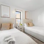 Bay Ridge Aparthotel