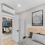 Modern 3Bd Rose Hills Manhattan Terrace Space