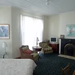Fort Place Bed & Breakfast