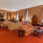 3 West Club