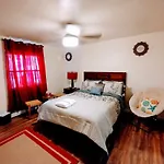 Pleasant Place Rooms