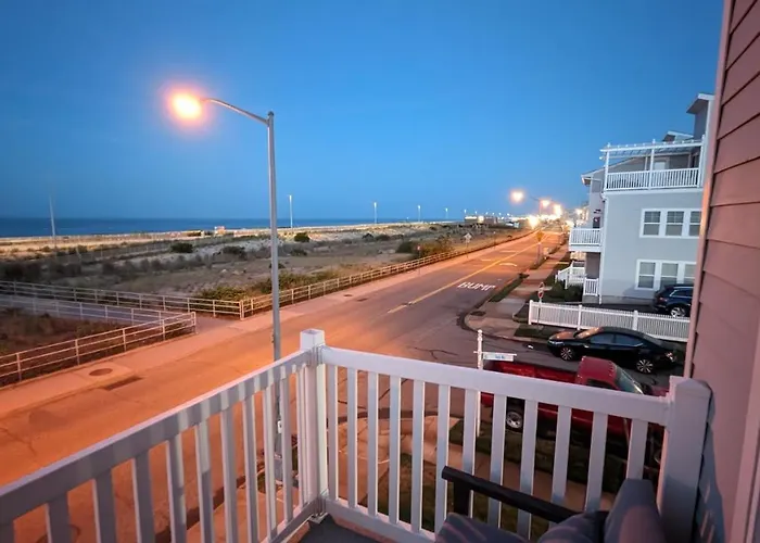 Stunning Huge Beach House