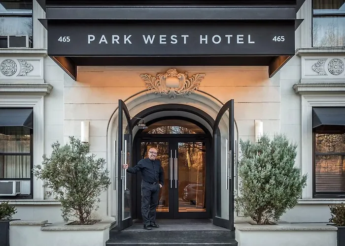 Park West Hotel