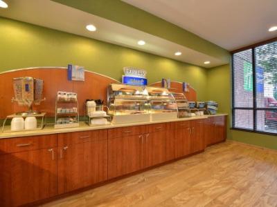 Hotel Holiday Express Manhattan Midtown West By Ihg 3*