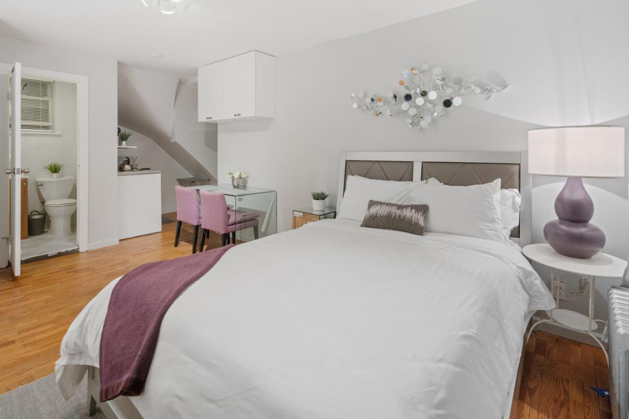 Elevate At Times Square Apartment