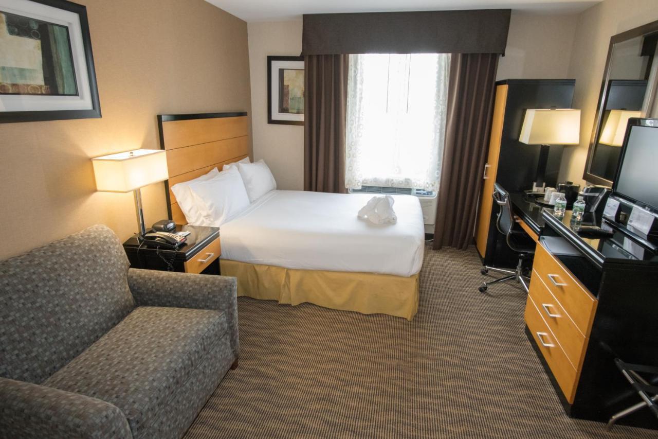Holiday Express Kennedy Airport, An Ihg Hotel New York