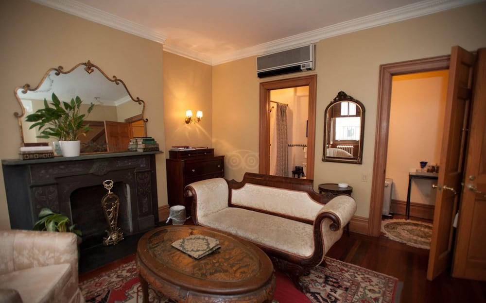 The At Irving Place Hotel