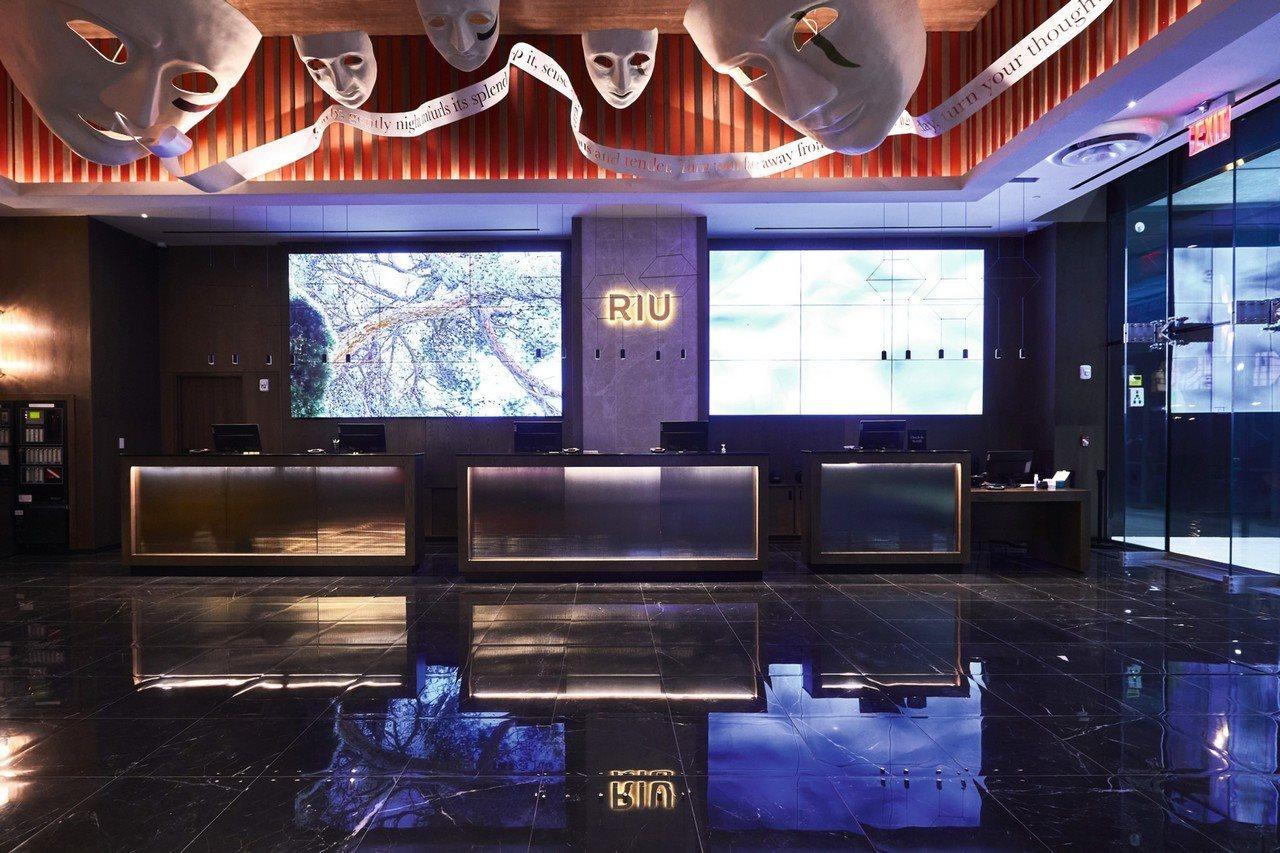 Riu Plaza Manhattan Times Square 4*