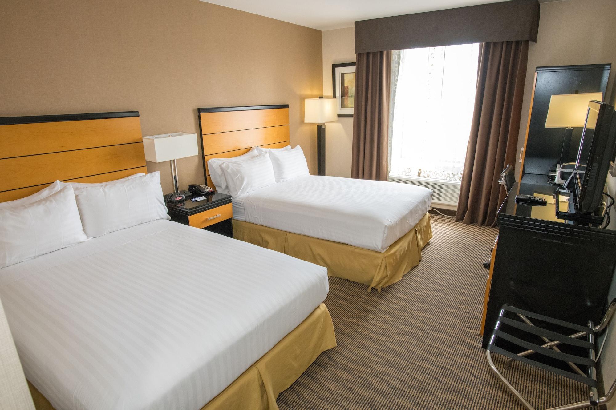 Holiday Express Kennedy Airport, An Ihg 3*