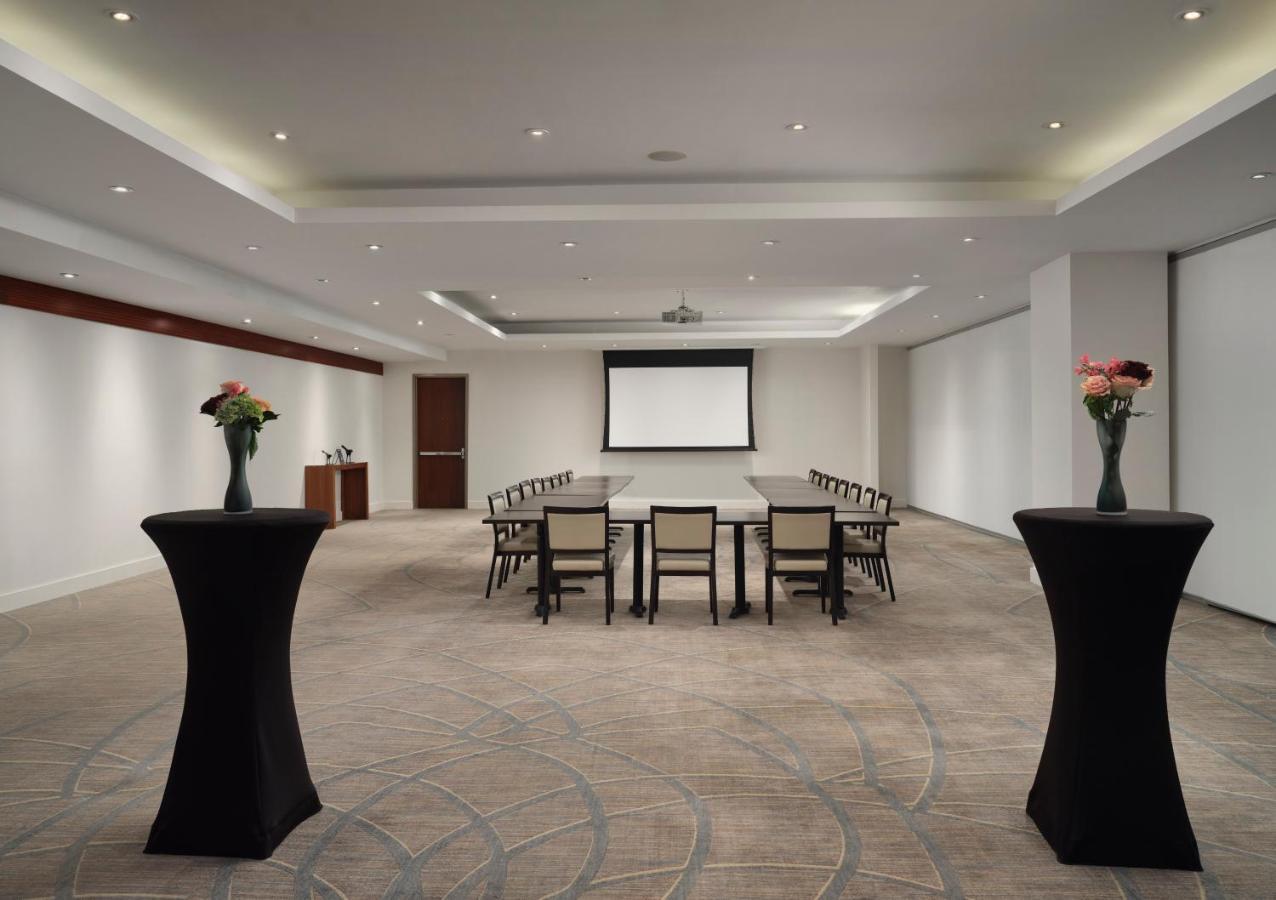 Hyatt Centric Street 4*