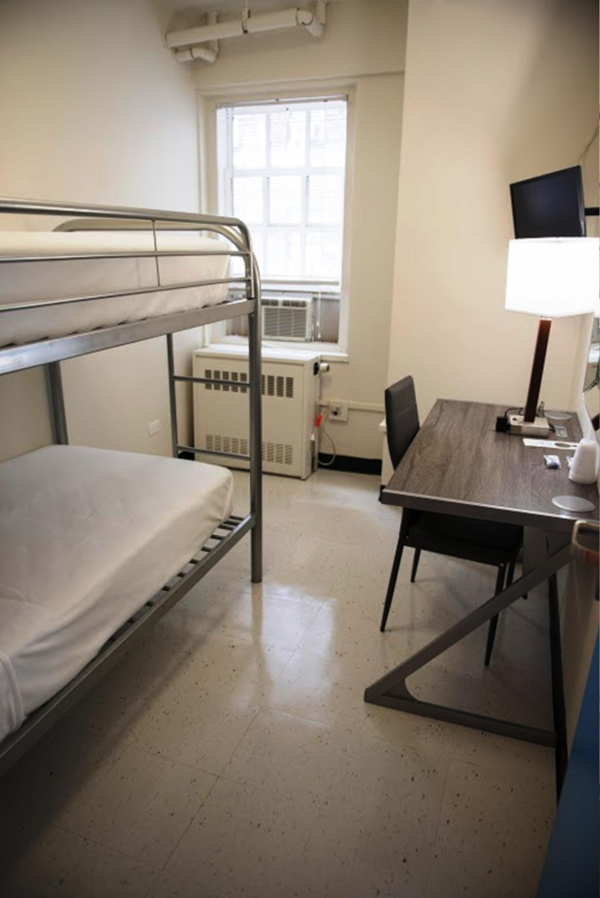 Hostel West Side Ymca *