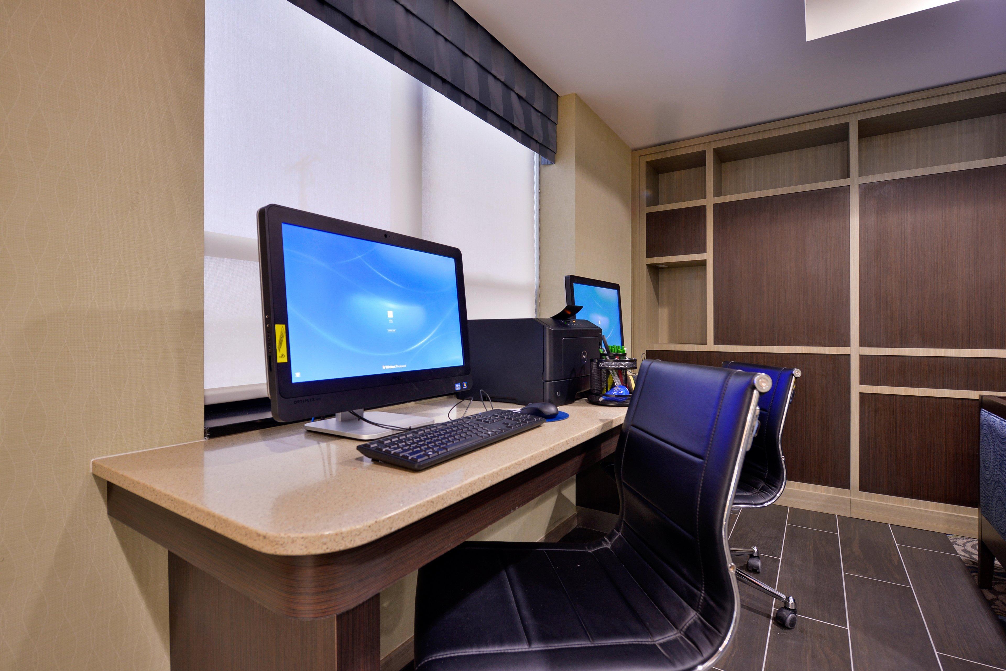 Hotel New York-jfk Airport Area, An Ihg New York